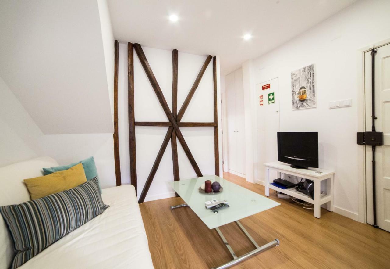 Appartamento Flh Fresh And Cozy Old Town Duplex Lisbona Esterno foto